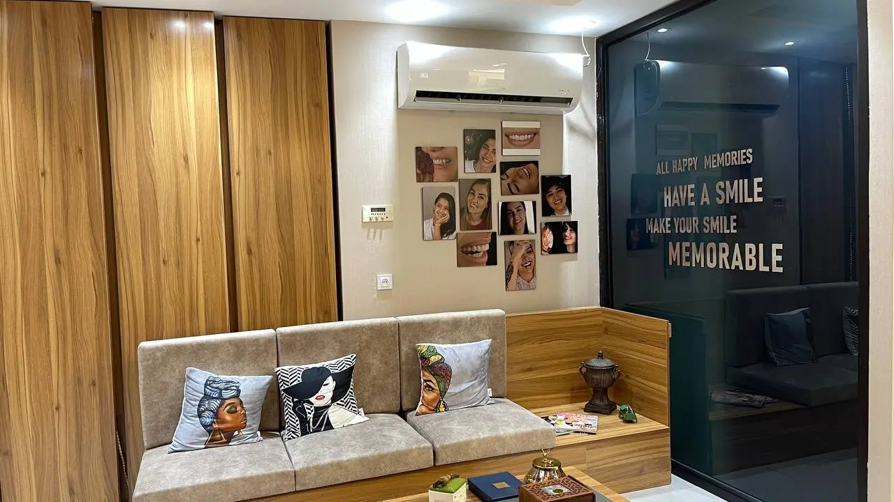محیط کلینیک دکتر رجا اسکیان